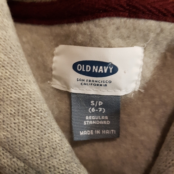 Old Navy boys gray pullover boys size 6-7 - Picture 3 of 5
